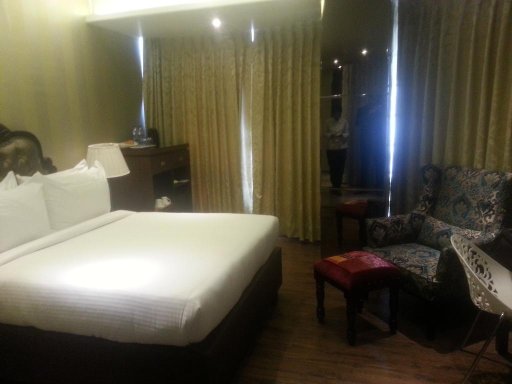 Hotel Golden Oak 3*