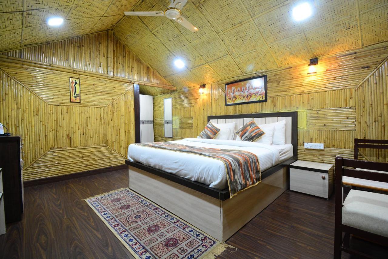 Bamboo Castle Hotel 3*