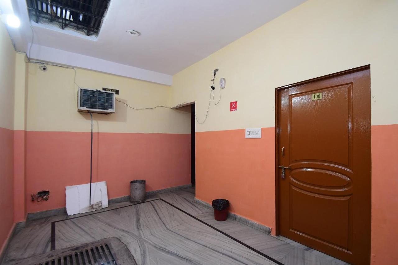 Hotel New India 3*