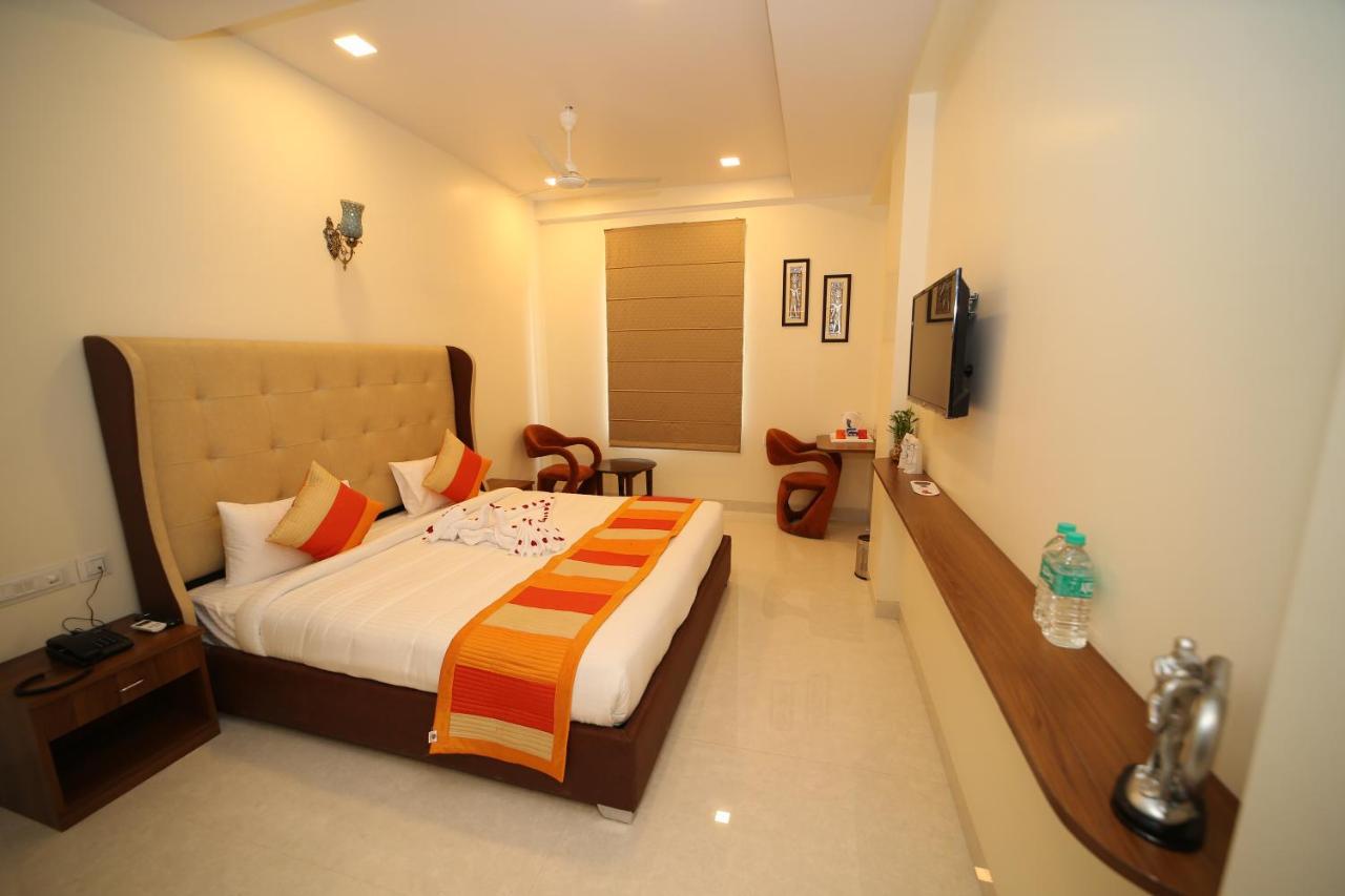 Bed & Breakfast Myriad Jaipur