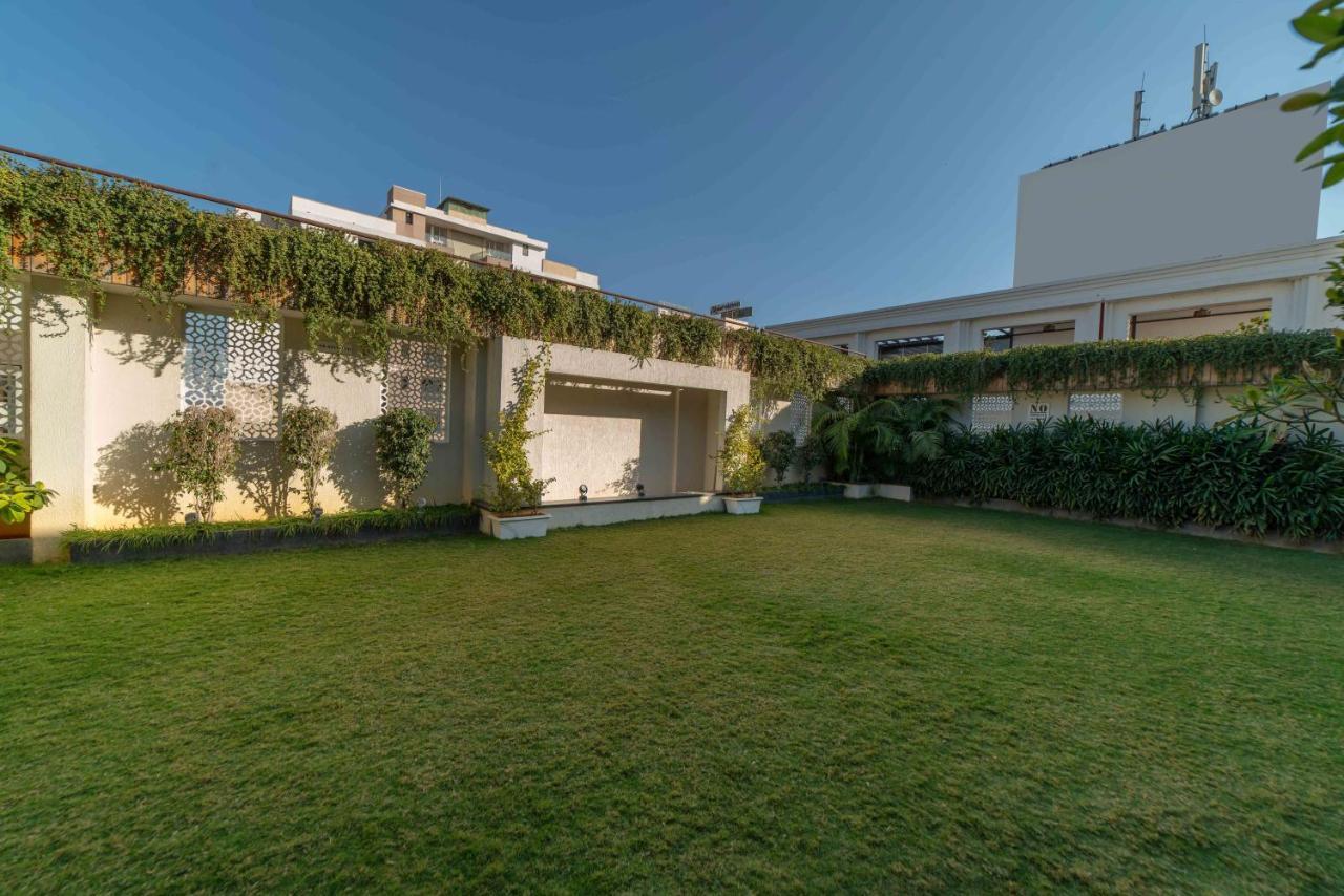 Anmol Bandhan Hotel 3*