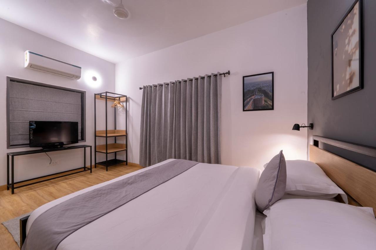 Loft 24, Mansarovar Hotel 3*