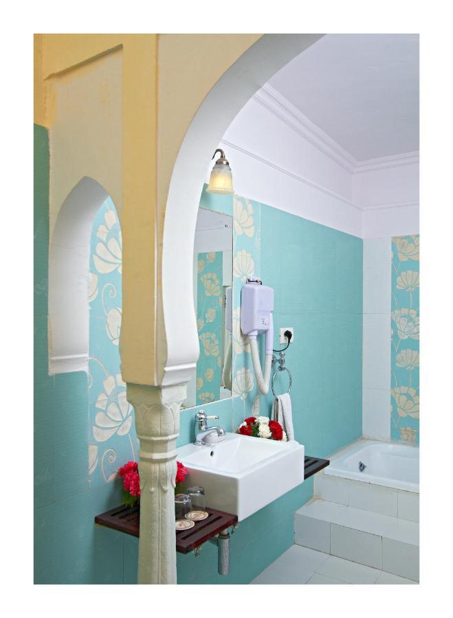 Hotel Mandawa Haveli Jaipur