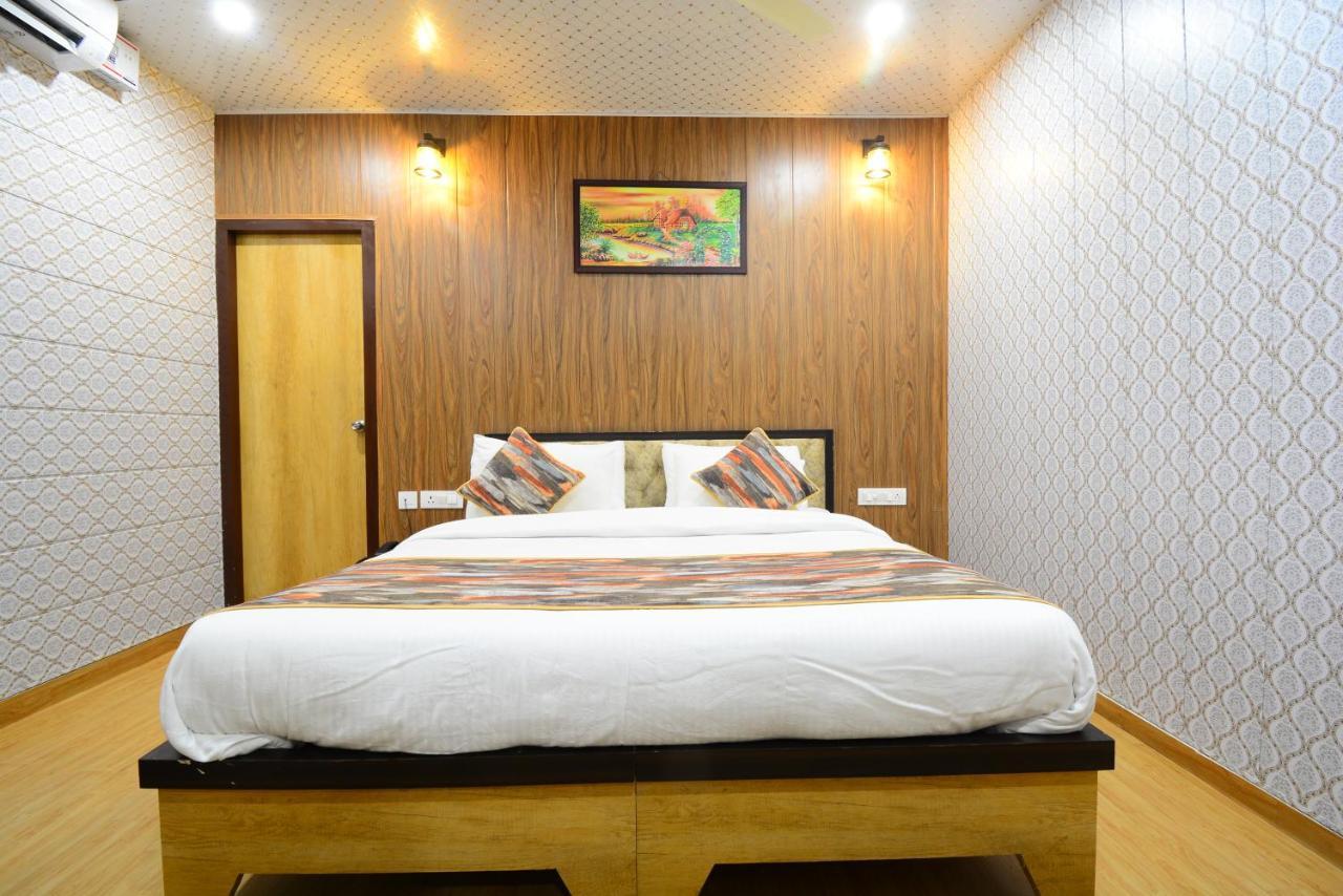 Bamboo Castle Hotel Jaipur