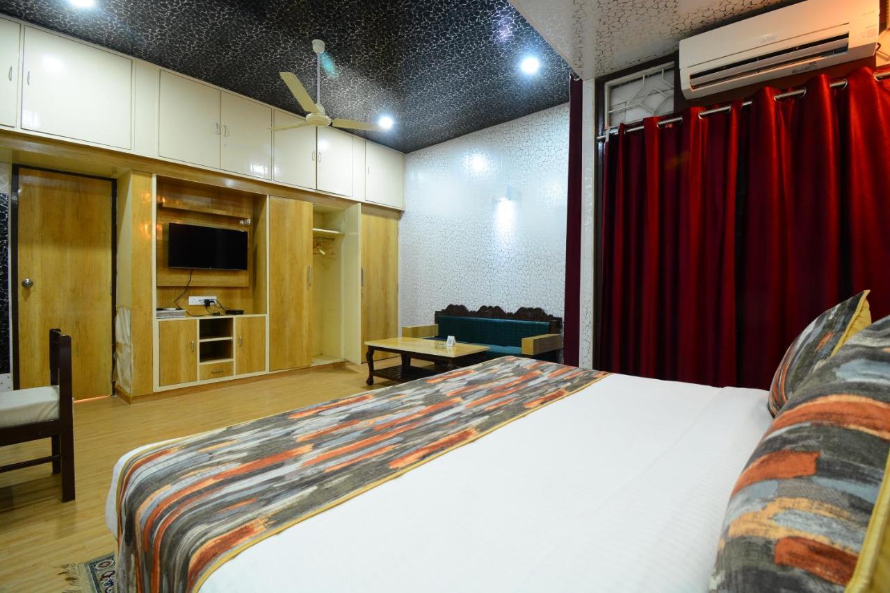 Hotel Bamboo Castle Jaipur