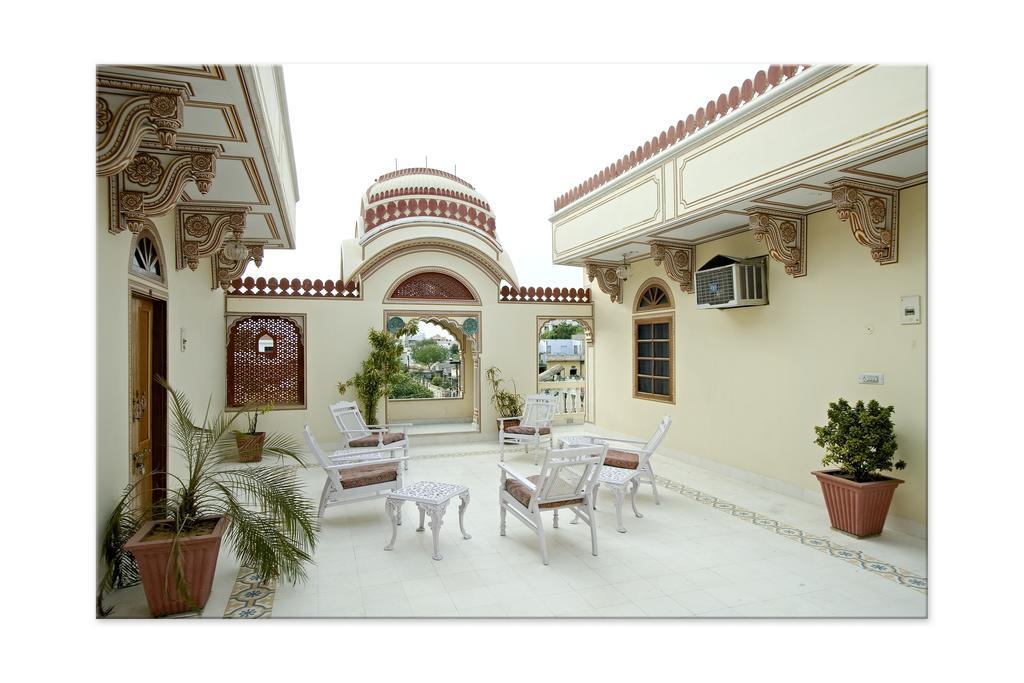 Hotel Madhuban - A Heritage 3*