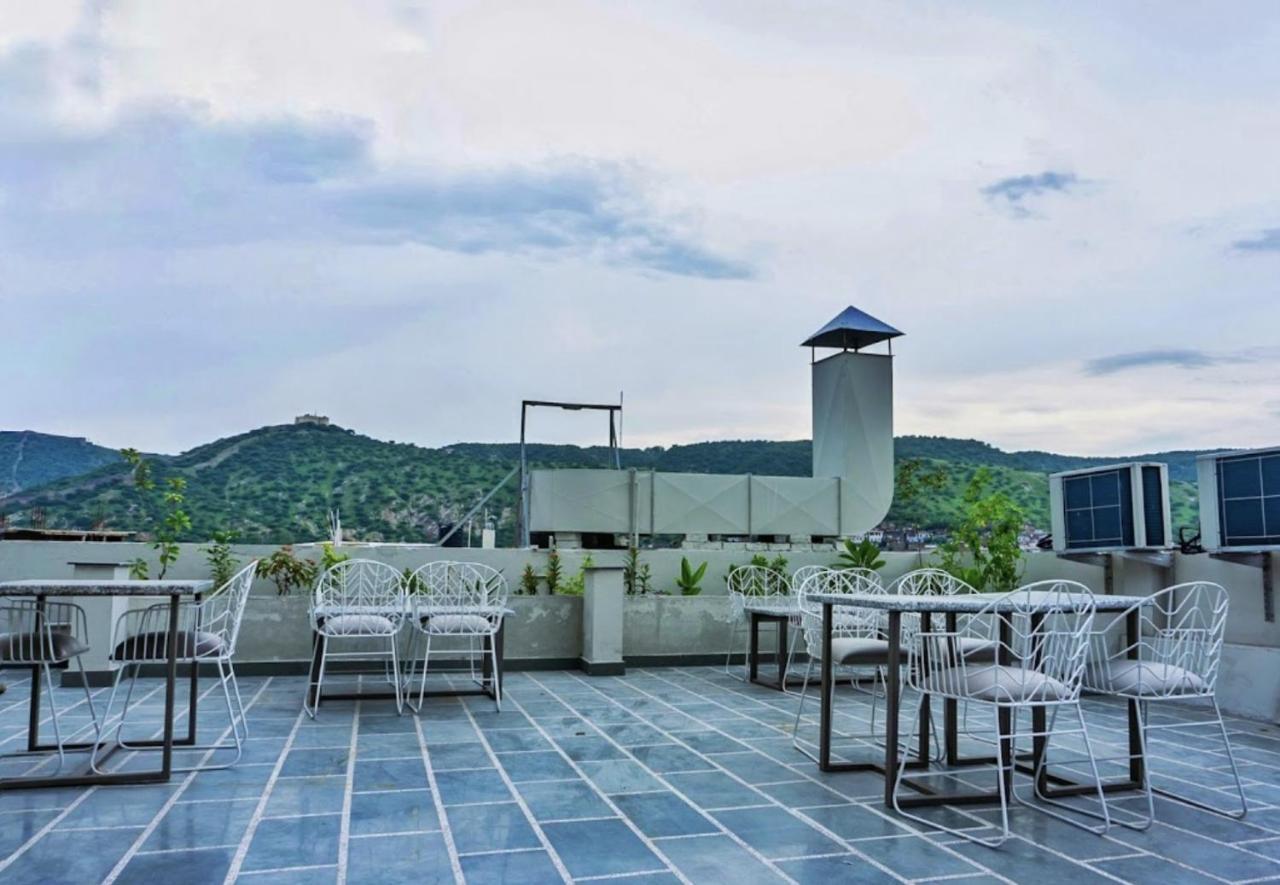 Hotel The Raas Mahal Jaipur