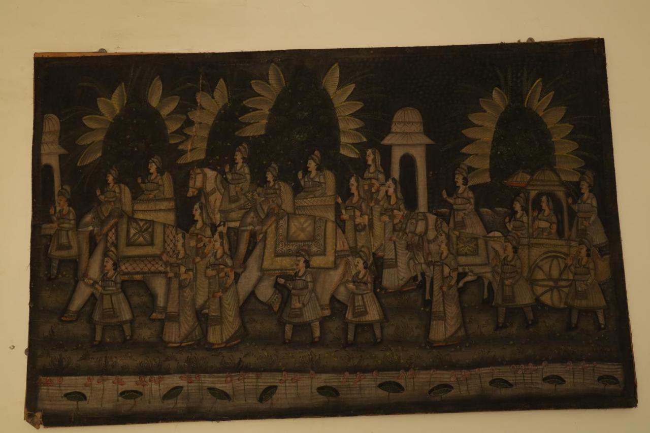 Raghuraj Palace Hotel 3*