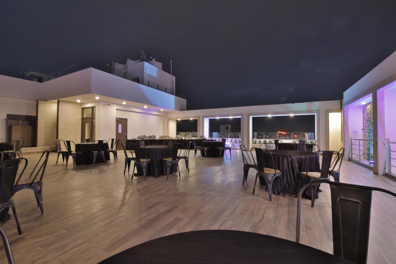 Hotel Grand Safari Jaipur