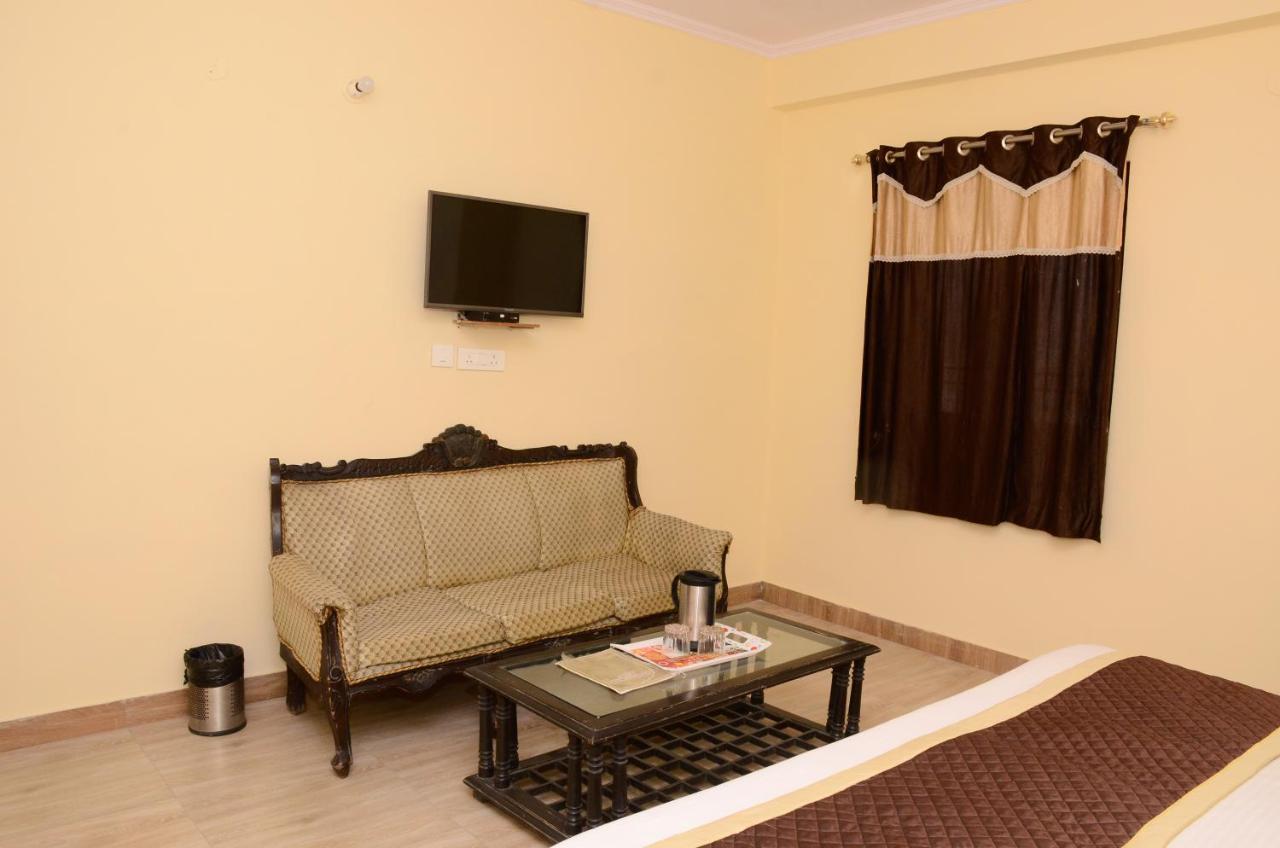 Mahal Rajwada A Heritage Hotel Jaipur