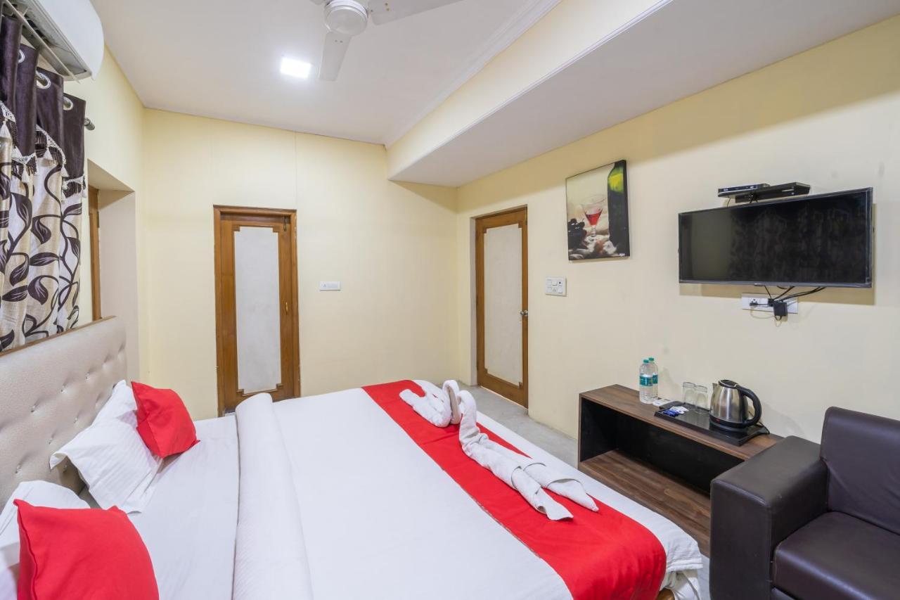 V Inn Villa Hotel 3*
