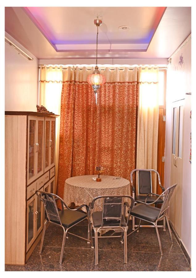 Sohana's - Work Friendly Near International Airport