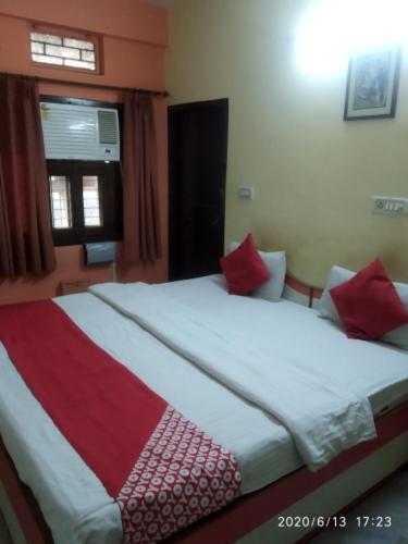 Aapnni Hotel Guest house 3*