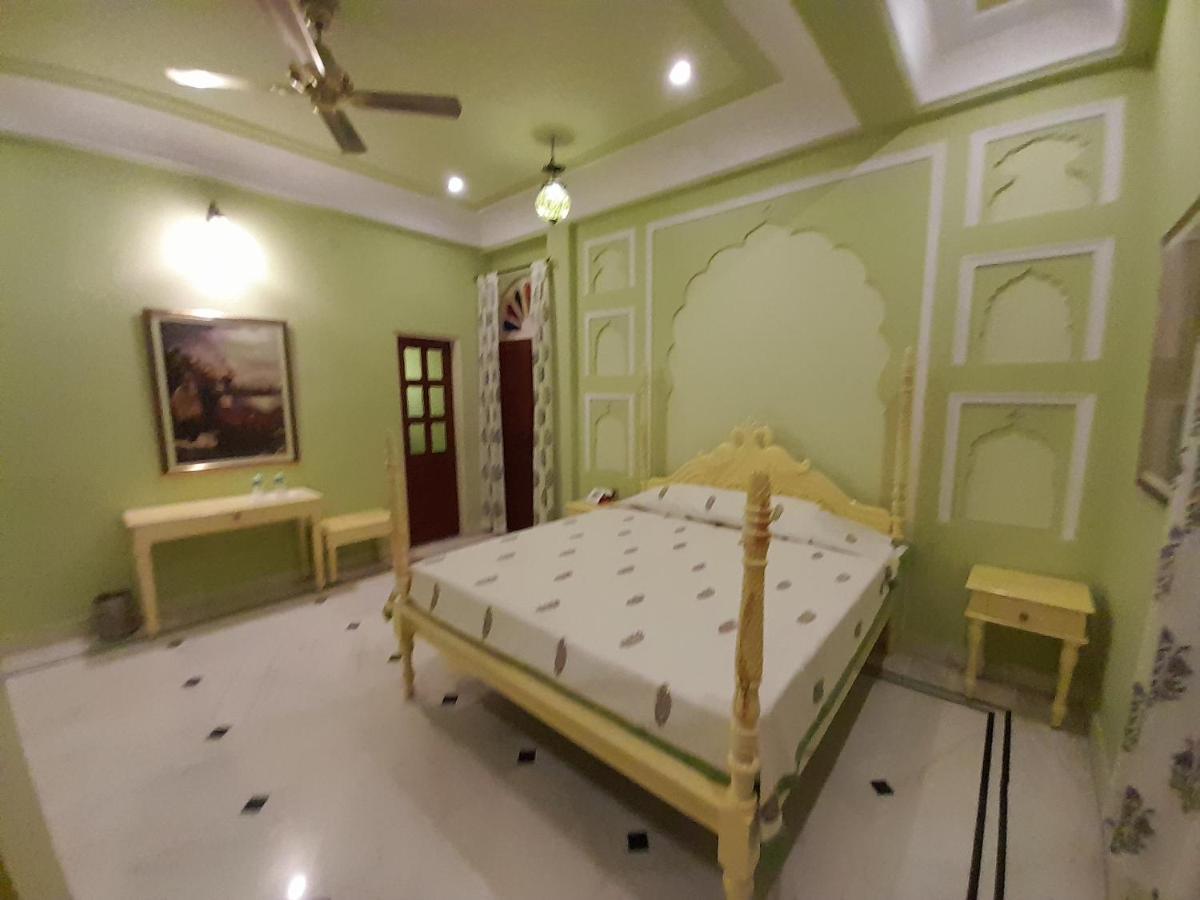 Hotel Raj Rajeshwari Haveli Jaipur