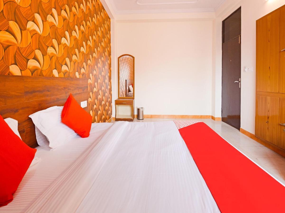 Collection O 62269 Elegant Hotel