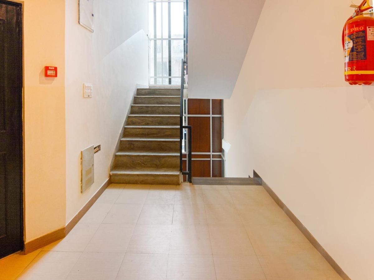 Collection O 62269 Elegant Hotel