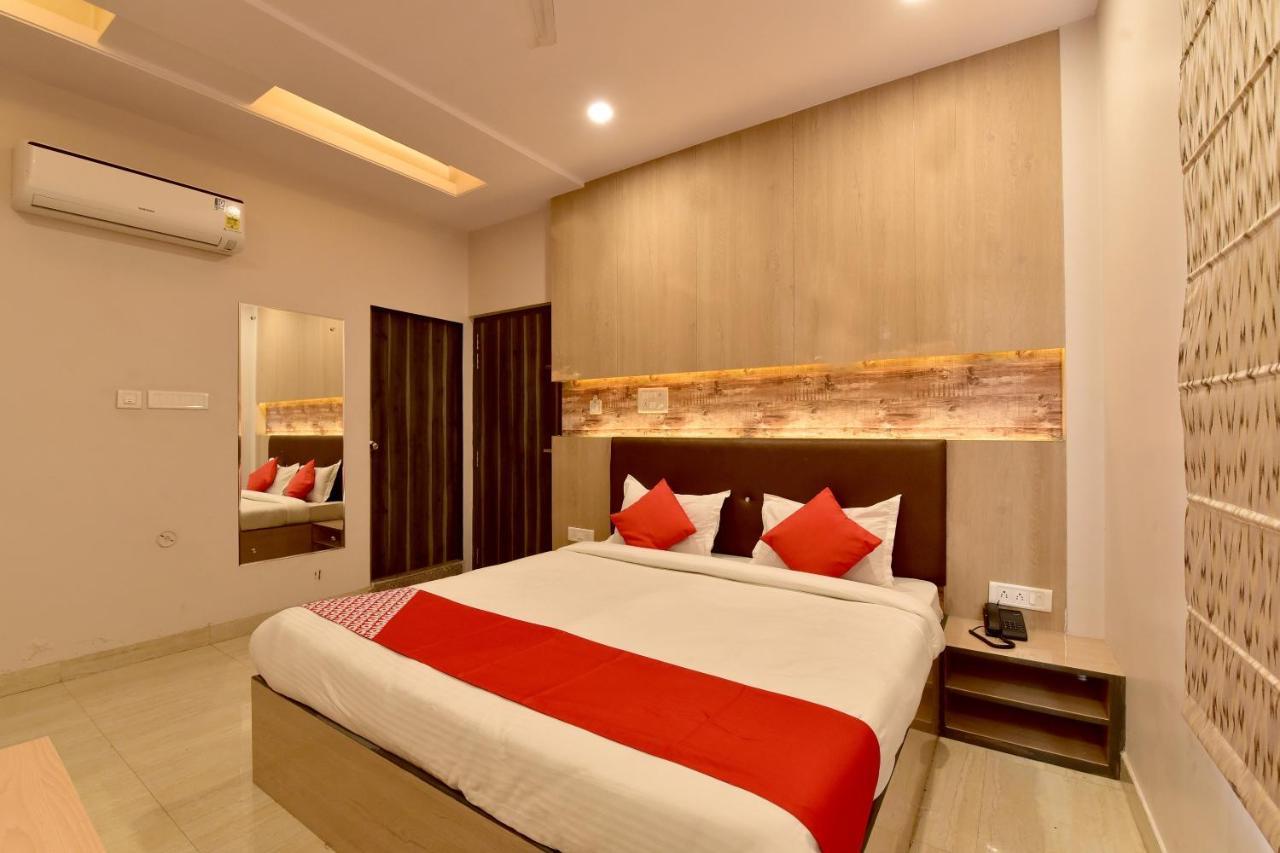 Hotel Oyo 23085 Baba Jaipur