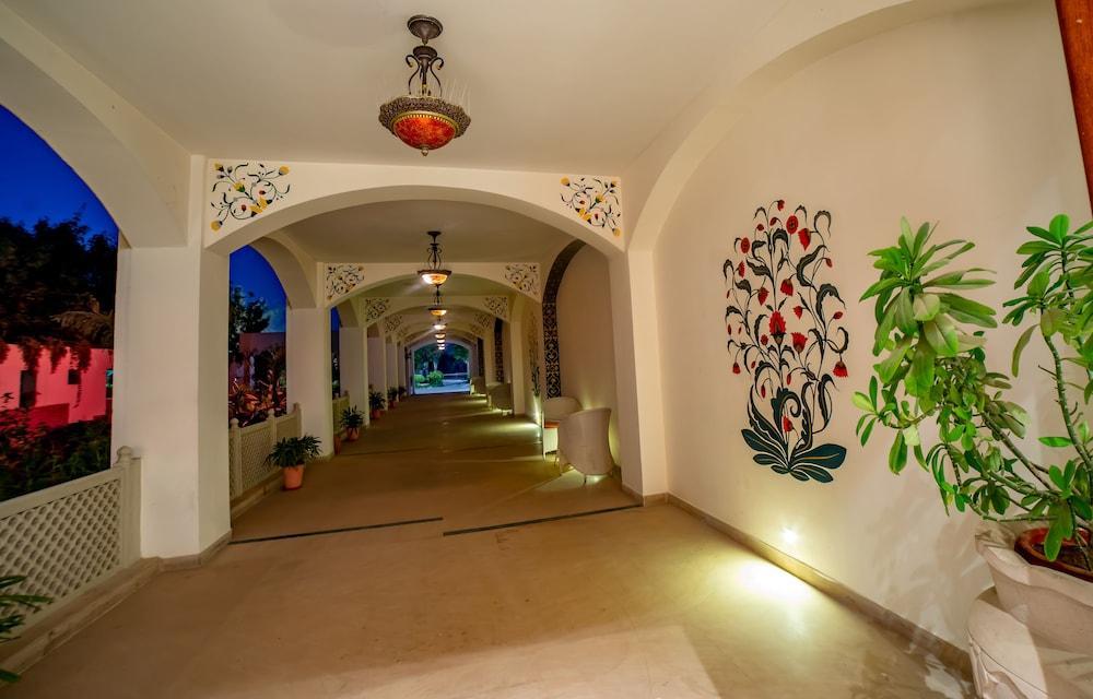 Ramada By Wyndham Jaisinghpura 3*