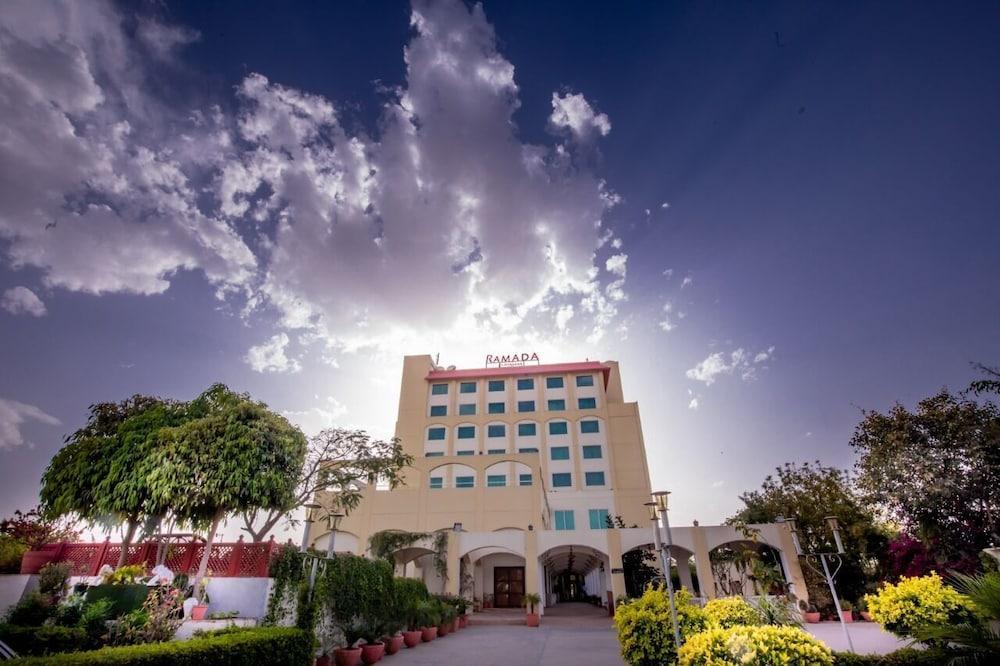 Hotel Ramada By Wyndham Jaisinghpura Jaipur