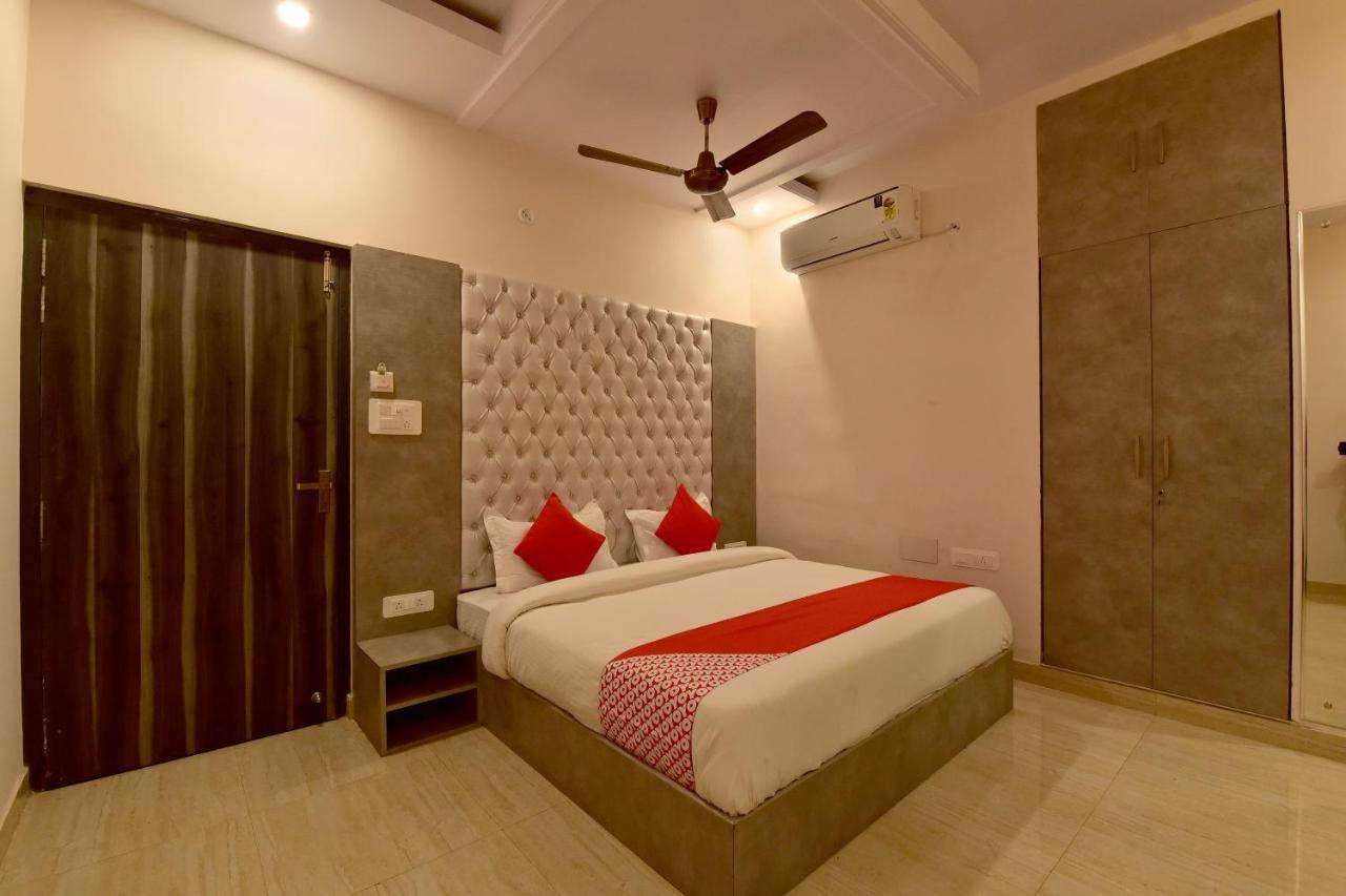 Hotel Oyo 23085 Baba Jaipur