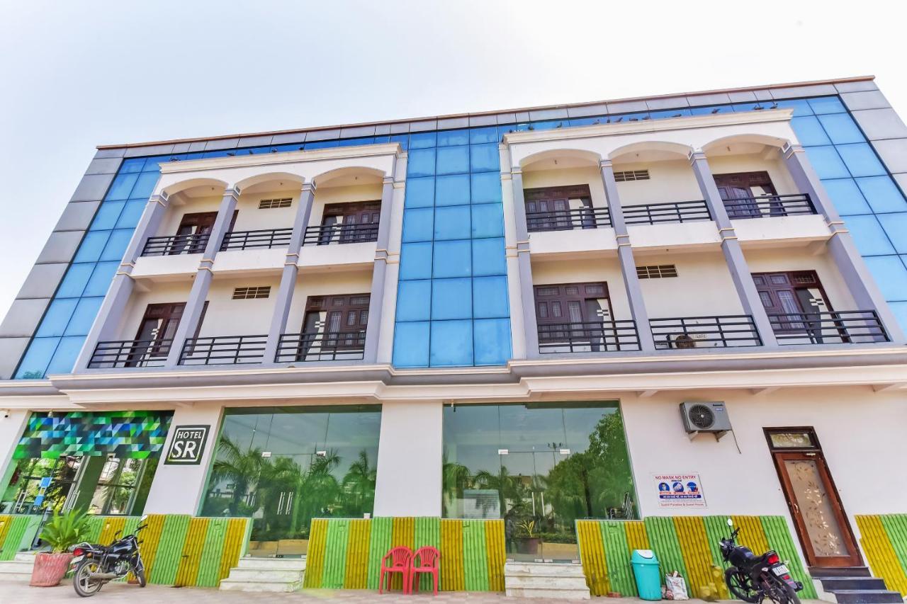 O S R 3* Jaipur
