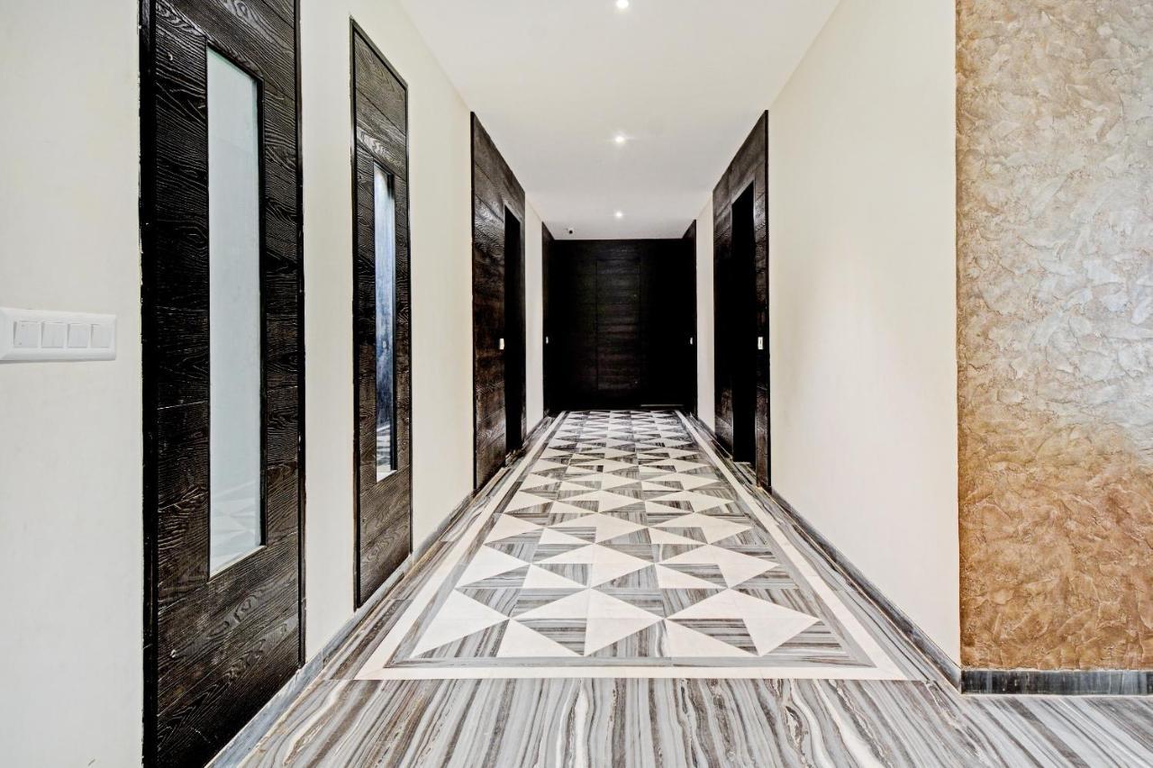 Oyo 80372 Townhouse 413 4* Jaipur