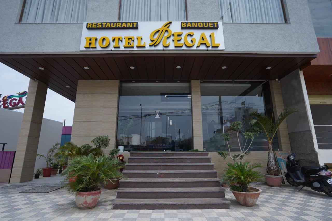 Hotel Regal By Rhytham 3*