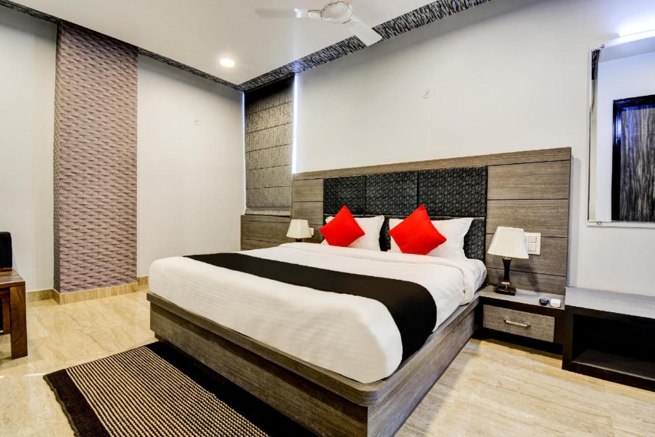 Grand Anshul Hotel 3*