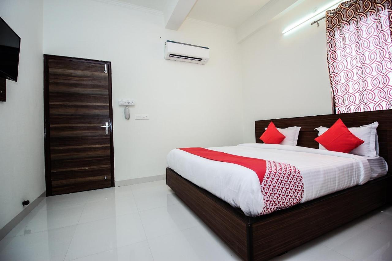 Hotel Collection O O 17241 Mayra 3*