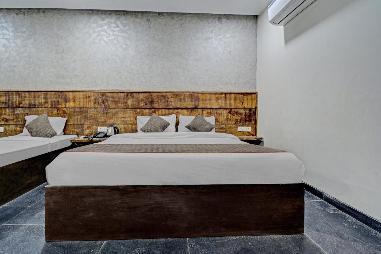 Oyo 80372 Townhouse 413 Hotel Jaipur