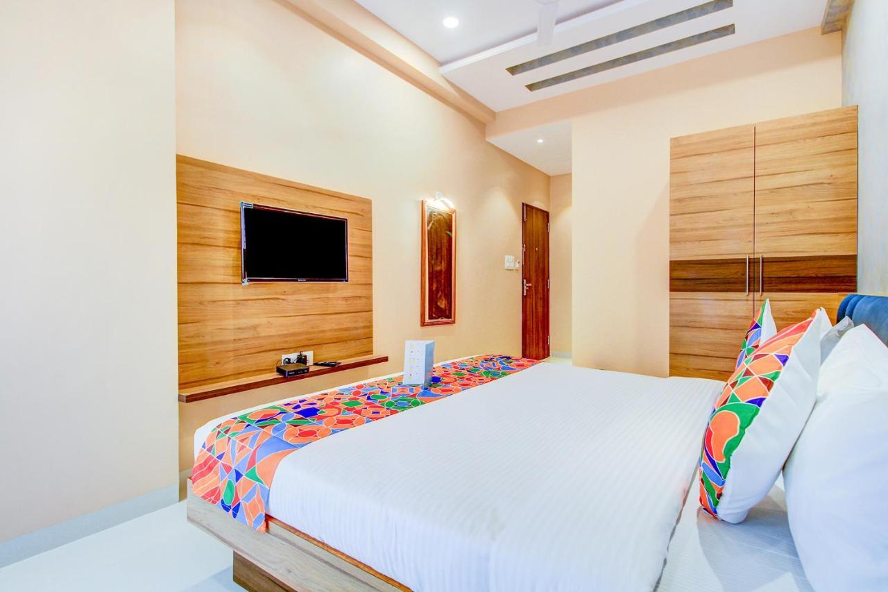 Hotel Fabhotel 7th Crossing Malviya Nagar 3*