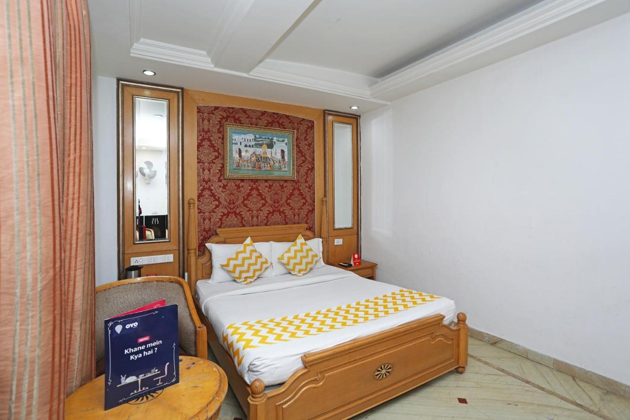 Hotel Oyo 5166 Crystal