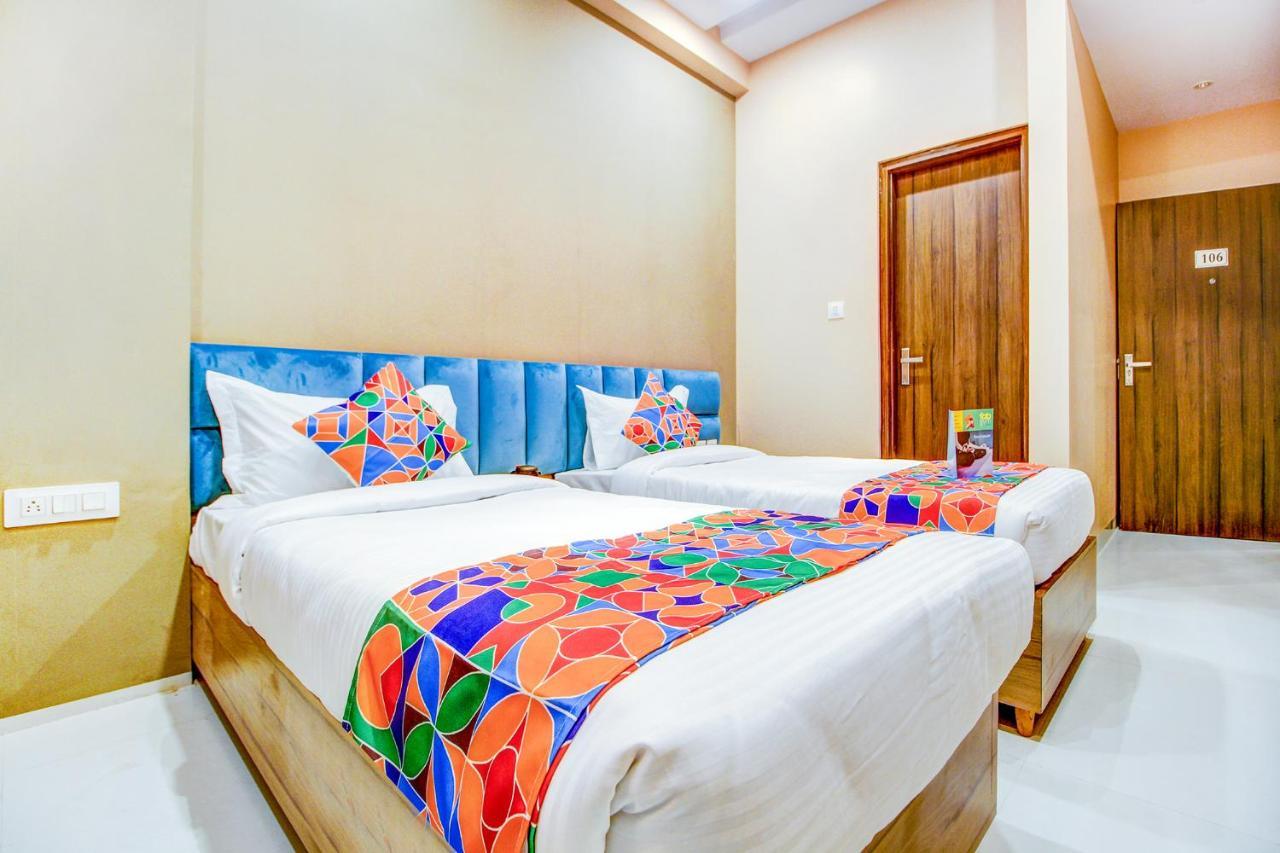 Hotel Fabhotel 7th Crossing Malviya Nagar 3*