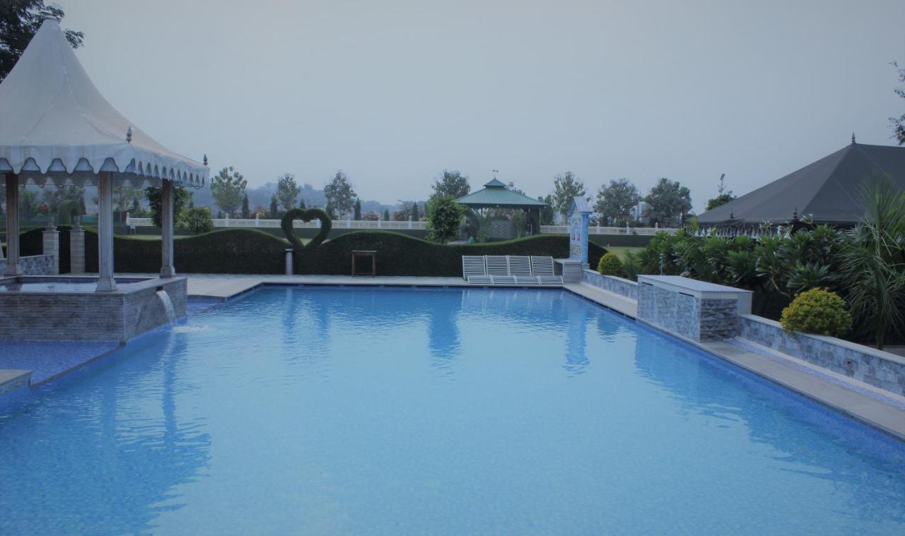 Resort Amrit *