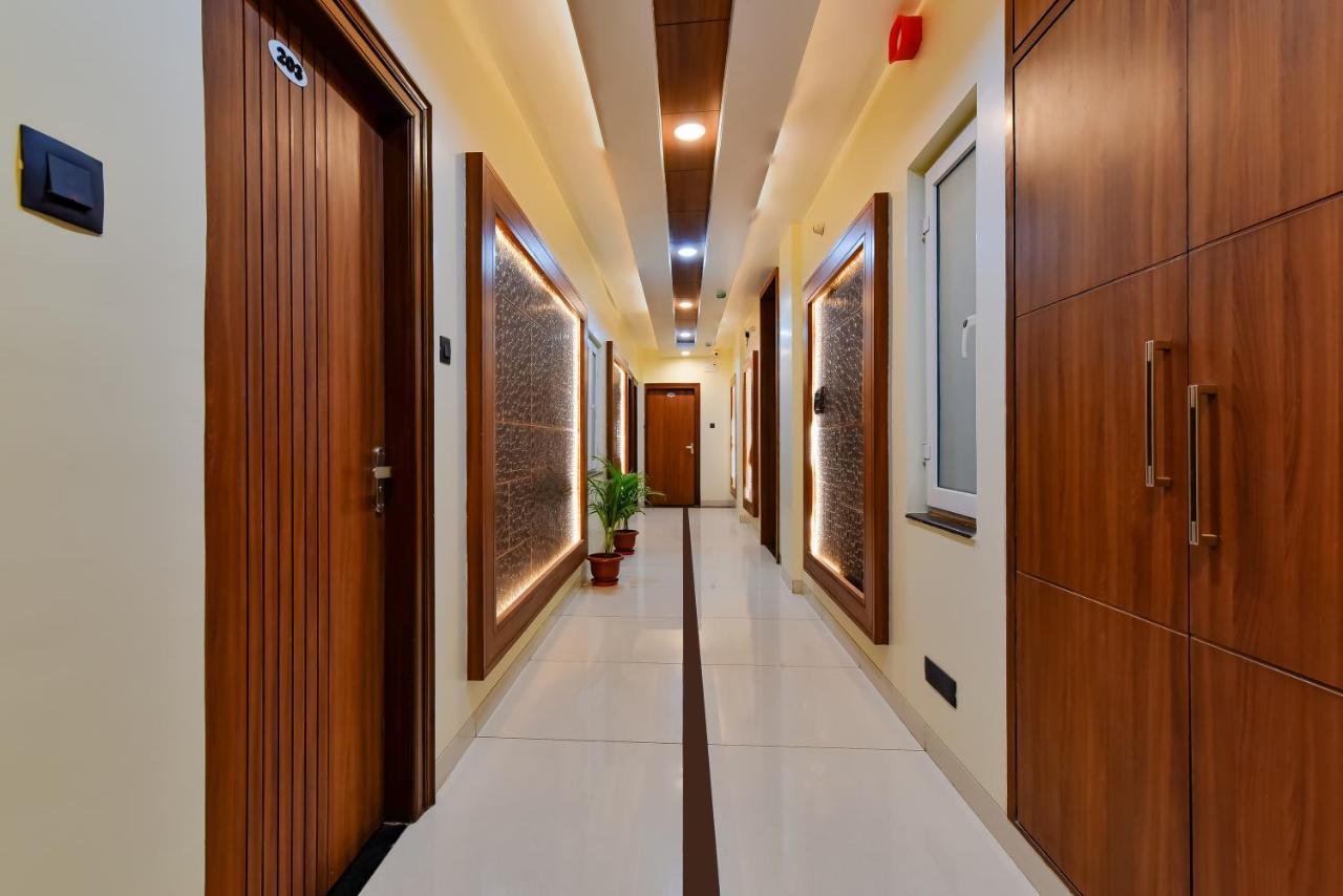 Hotel Purple Orchid