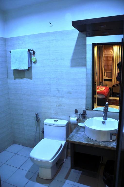 Hotel Aashish