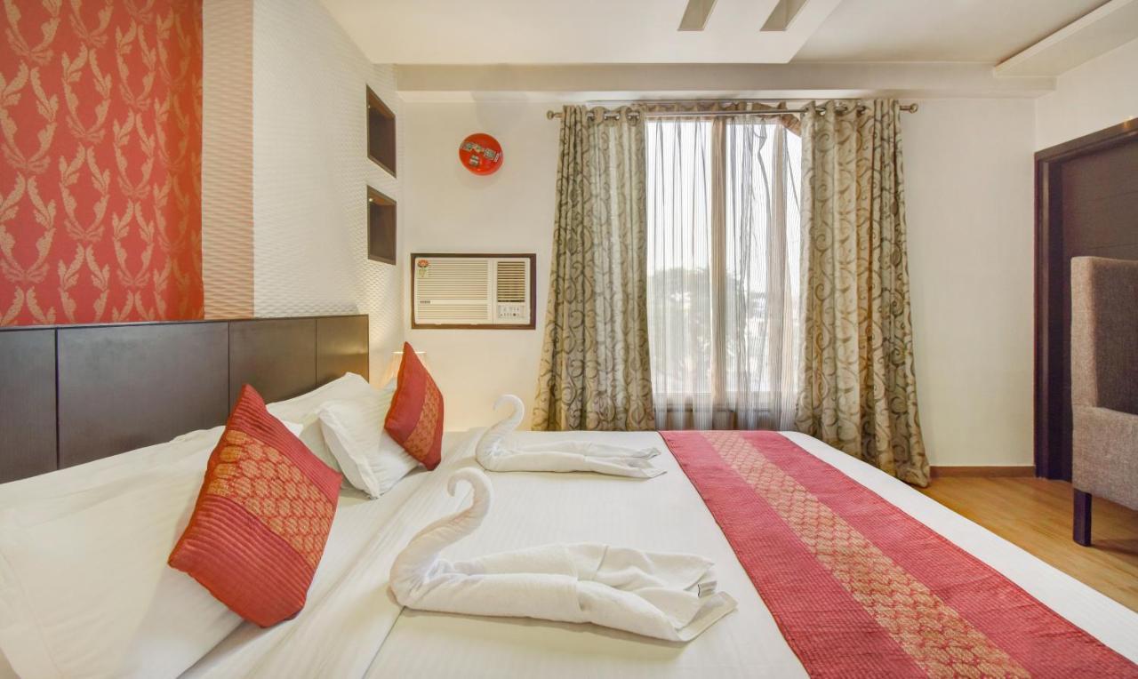 Hotel Raya