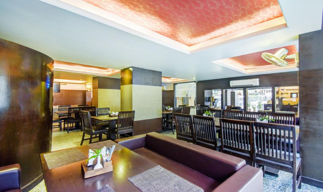 Raya Hotel 3*