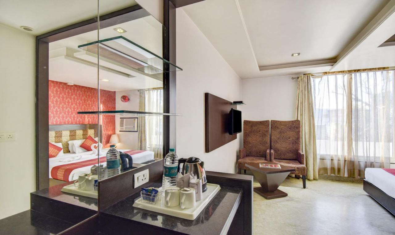 Hotel Raya 3*