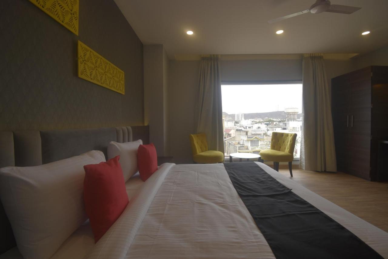 Ka10 Square & Banquets Hotel Jaipur
