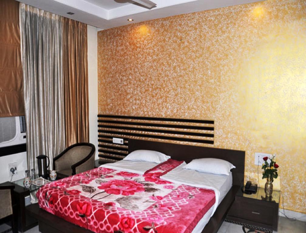 Aashish Hotel
