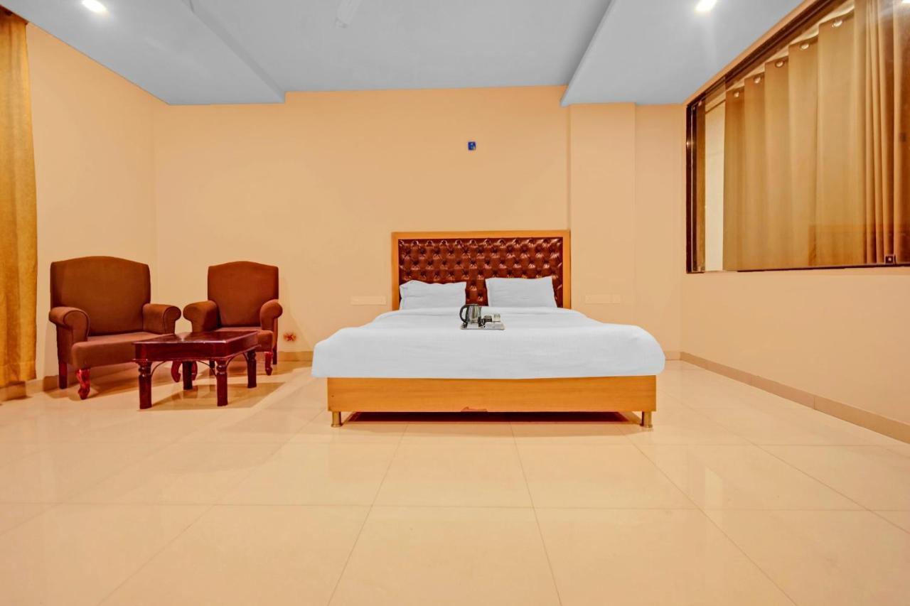 Townhouse 652 Royal Akshayam Hotel