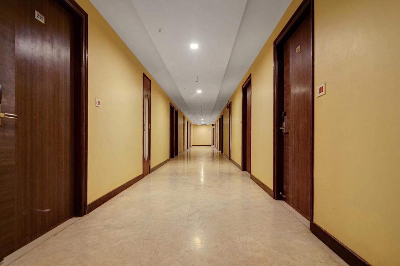 Townhouse 652 Royal Akshayam Hotel