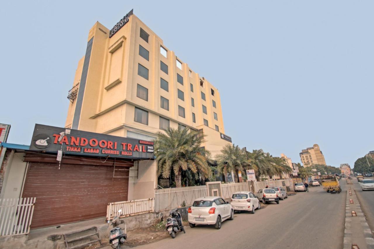 Townhouse 652 Royal Akshayam Hotel 4*