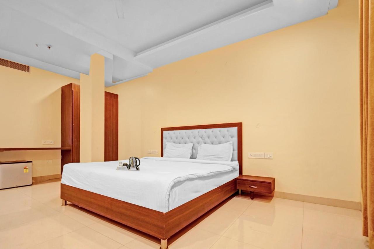 Hotel Townhouse 652 Royal Akshayam 4*