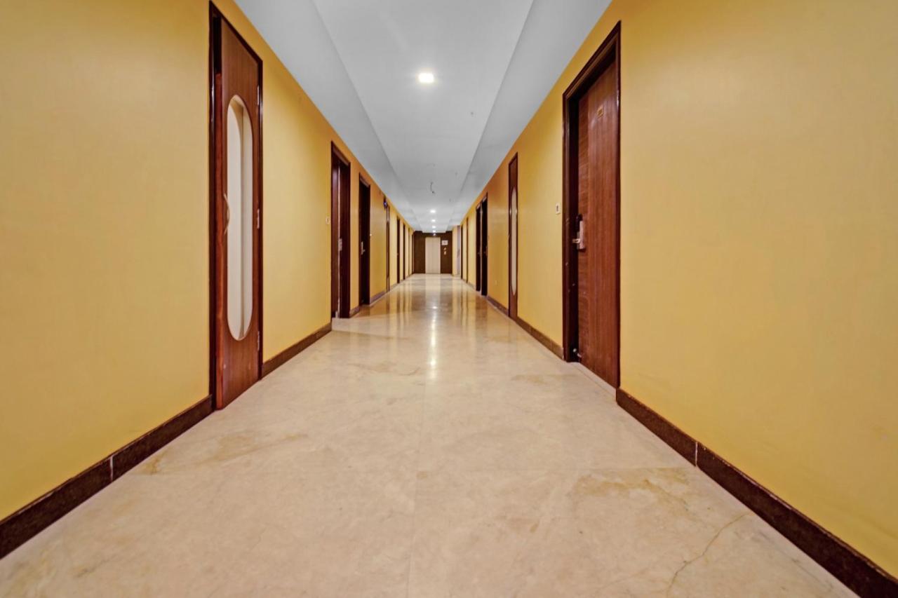 Townhouse 652 Royal Akshayam 4*