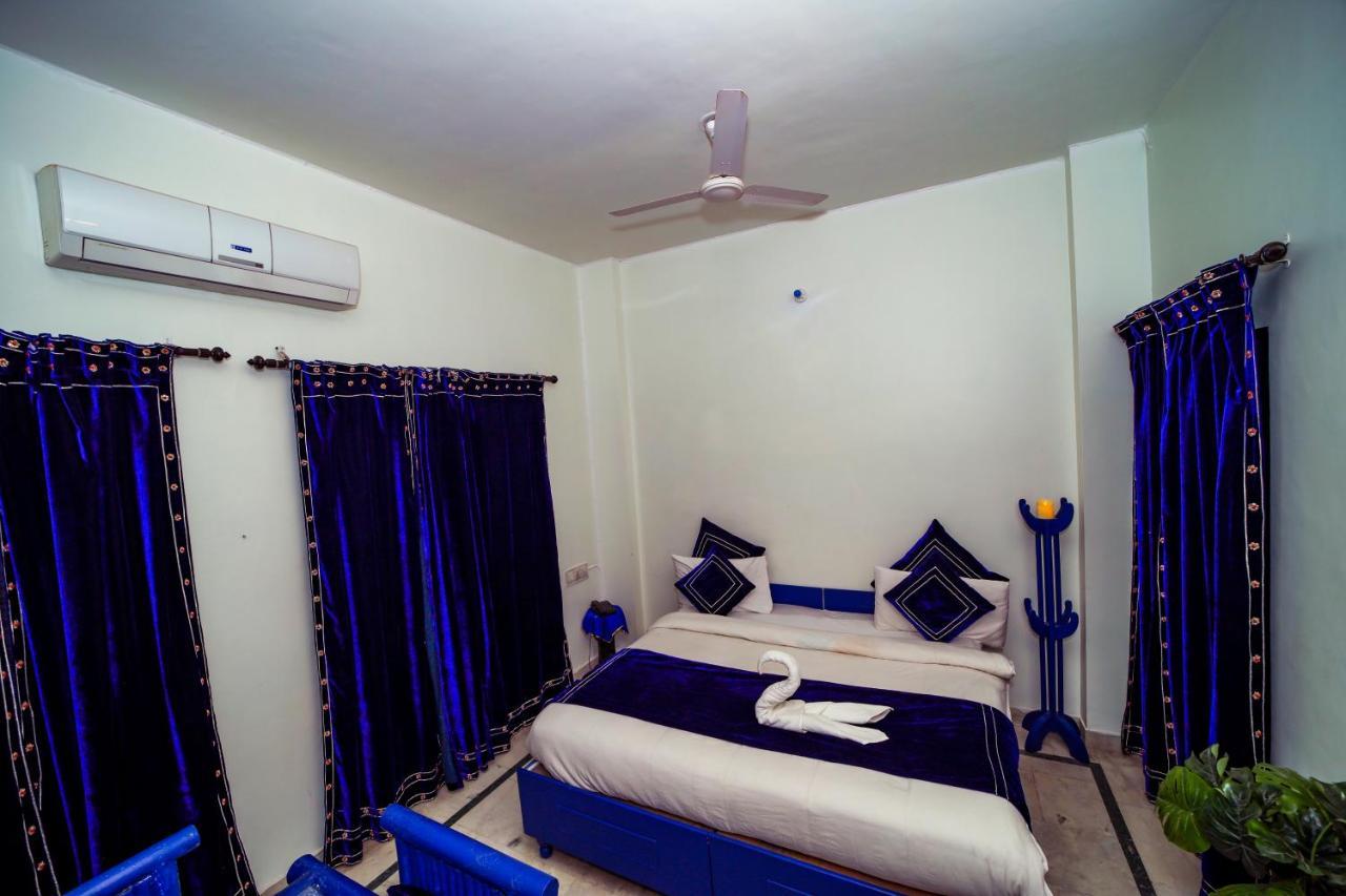 Harpalsar Haveli-a Luxury With Garden In Vaishali Nagar Hotel