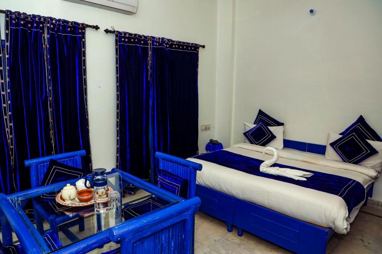 Harpalsar Haveli-a Luxury With Garden In Vaishali Nagar Hotel