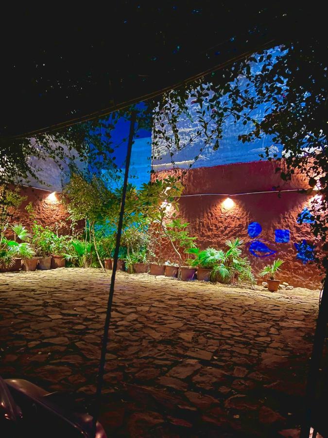 Bhoora House Guest house *