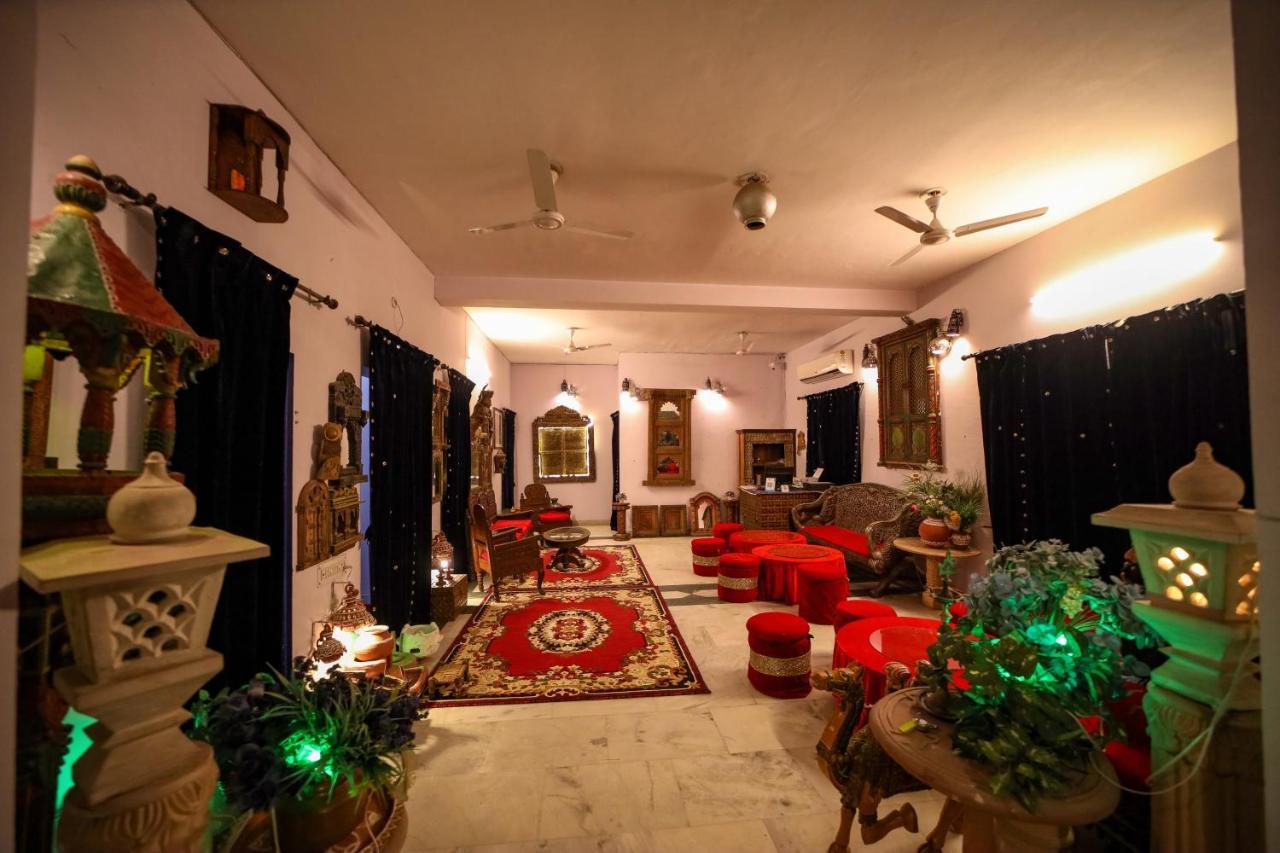 Harpalsar Haveli-a Luxury With Garden In Vaishali Nagar Hotel